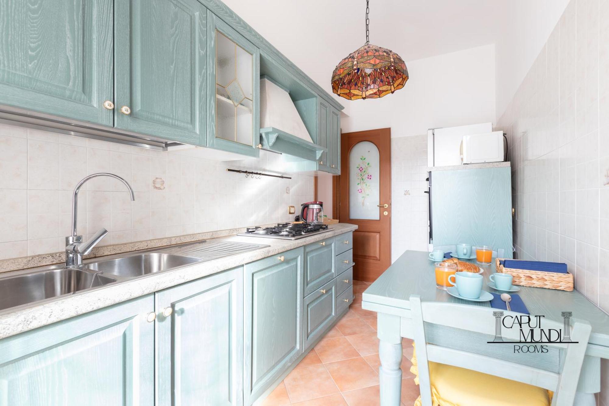 Gasthof Caput Mundi - 100mt To Metro A, Terrace, A-c, 15 Min To Center Rom