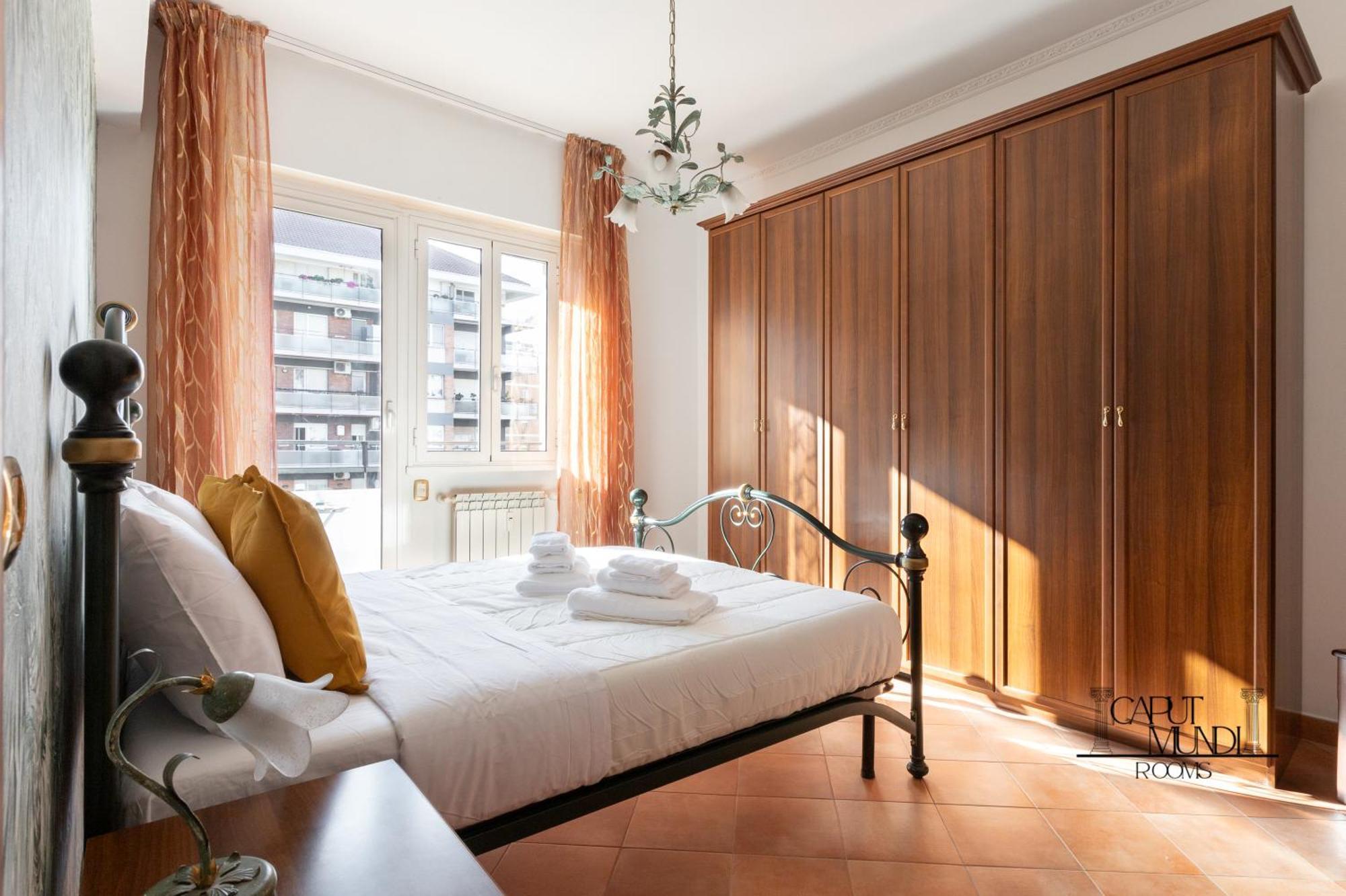 Caput Mundi - 100mt To Metro A, Terrace, A-c, 15 Min To Center Gasthof