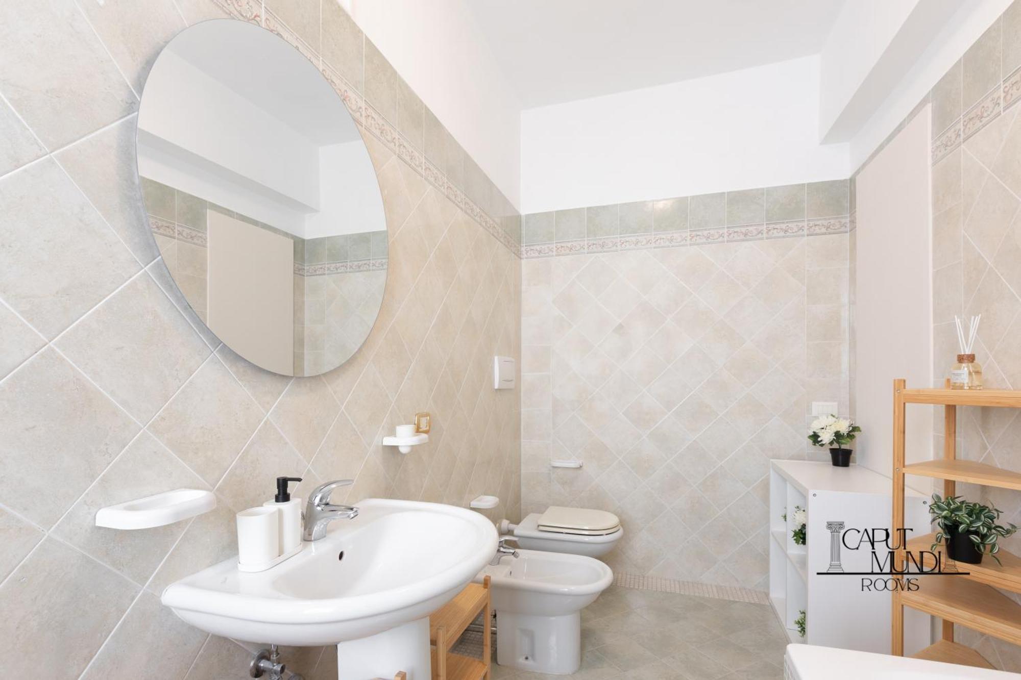 Gasthof Caput Mundi - 100mt To Metro A, Terrace, A-c, 15 Min To Center